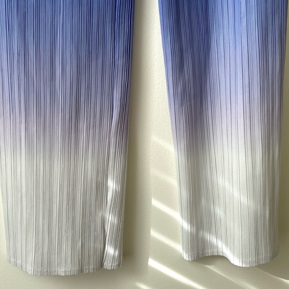 Micropleated blue ombre pants - Picture 10 of 13